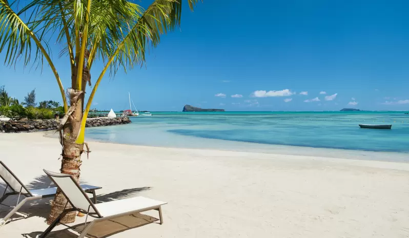 Zilwa Attitude-Beach